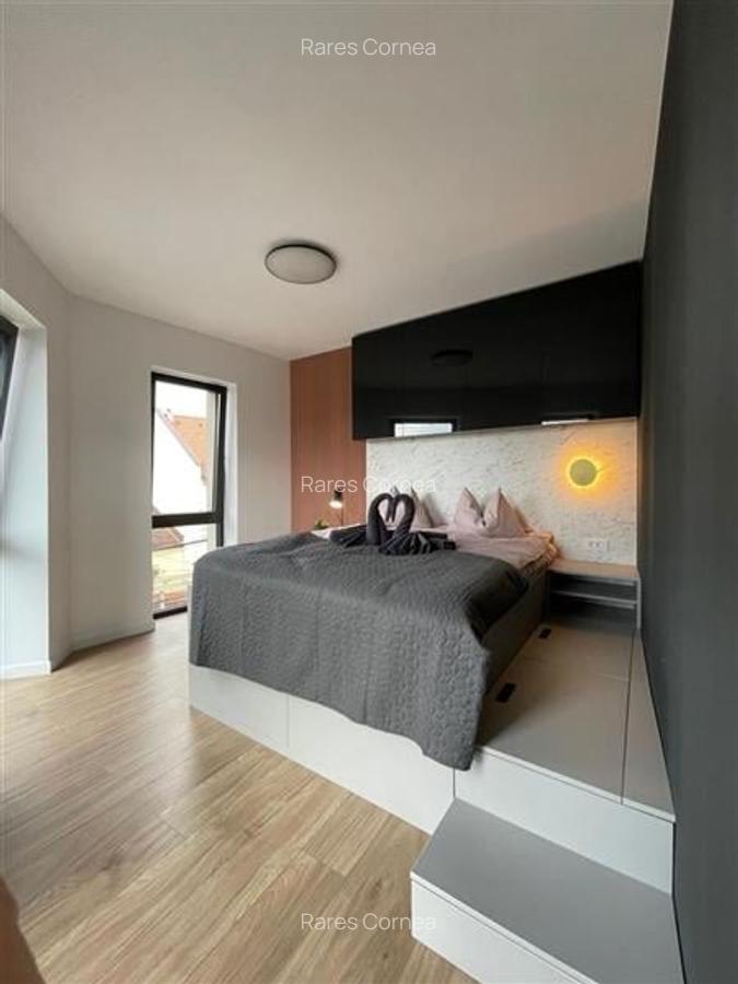 Apartament cu 2 camere semidecomandat, mobilat în Central - 12