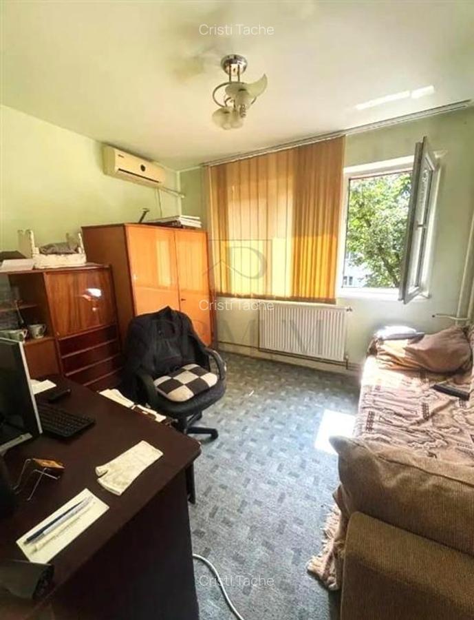 SAGULUI - BLOC IZOLAT - ETAJ 3 LIFT - 3 cam - 2 bai - debara - centrala proprie - 1