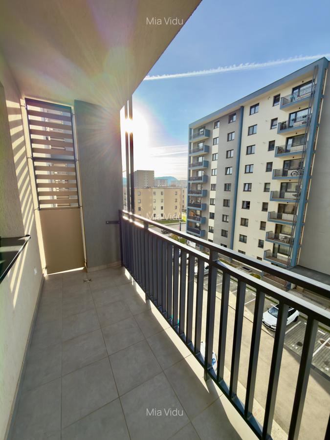 Apartament cu 2 camere de inchiriat in zona Tractorul,et 4/8 cu loc de parcare - 3