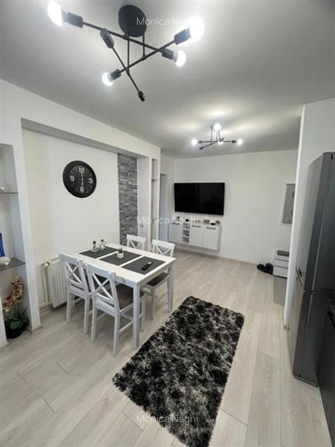Apartament cu 2 camere, Tractorul, Brasov - 5