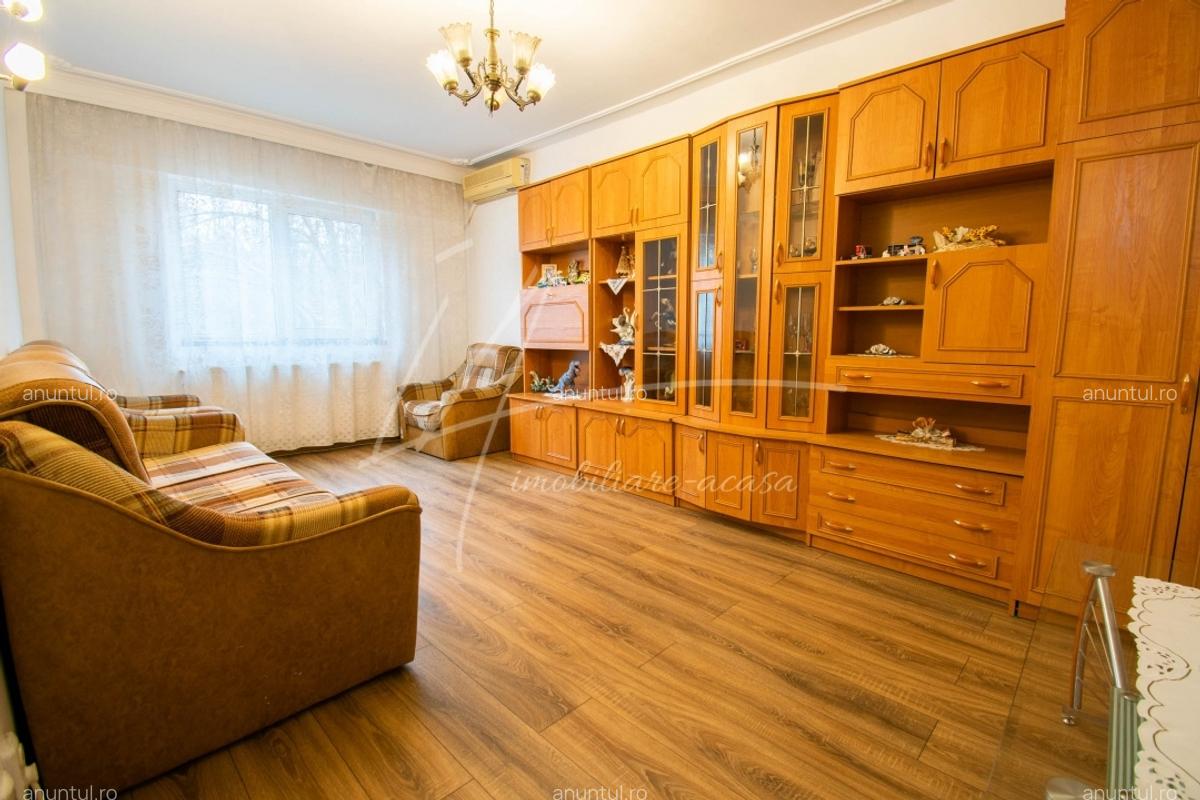 Stefanestii de Jos, 3 camere 70 mp,2 bai,centrala proprie,etaj 1/2,Comision 0% - 14