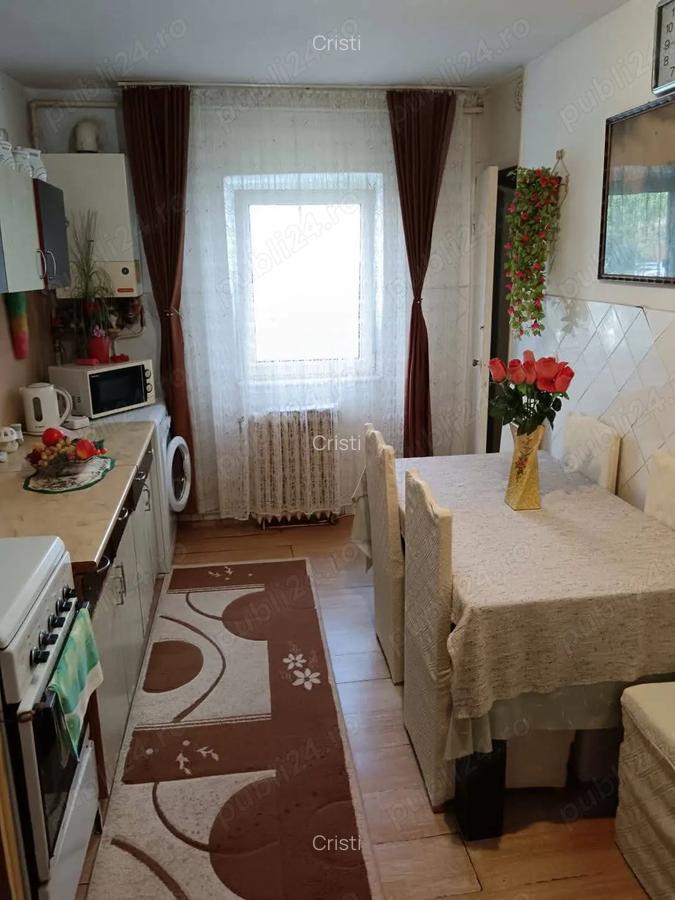 Apartament 3camere Simeria - 1