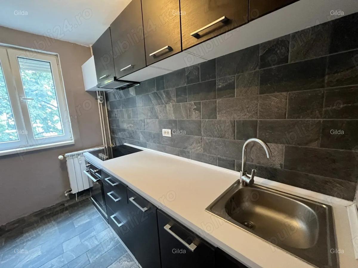 Inchiriez apartament 3 camere decomandat 66mp sector 6 Drumul Taberei - 7