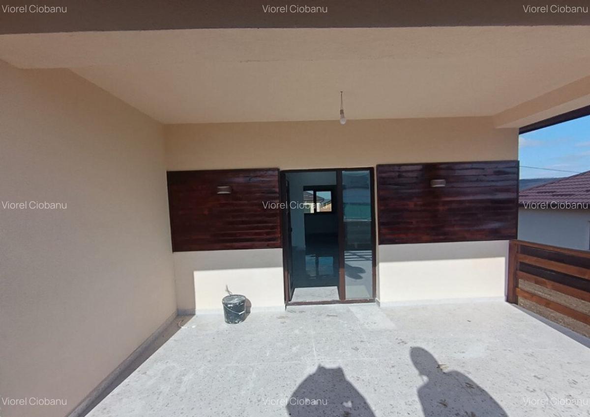 CASA SINGLE DEOSEBITA 4 CAMERE,VALEA LUPULUI ,IASI - 8
