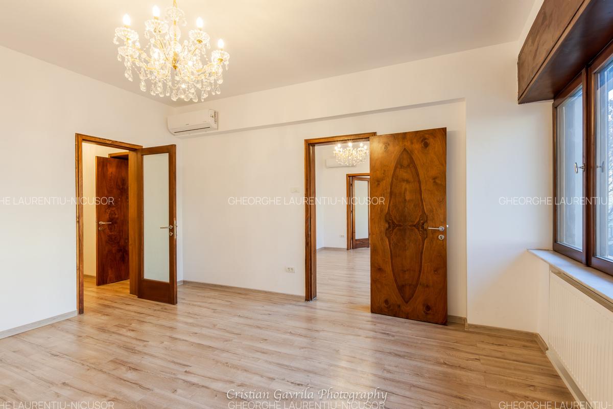 Apartament spațios și elegant – Bulevardul Lascăr Catargiu 11 - 15