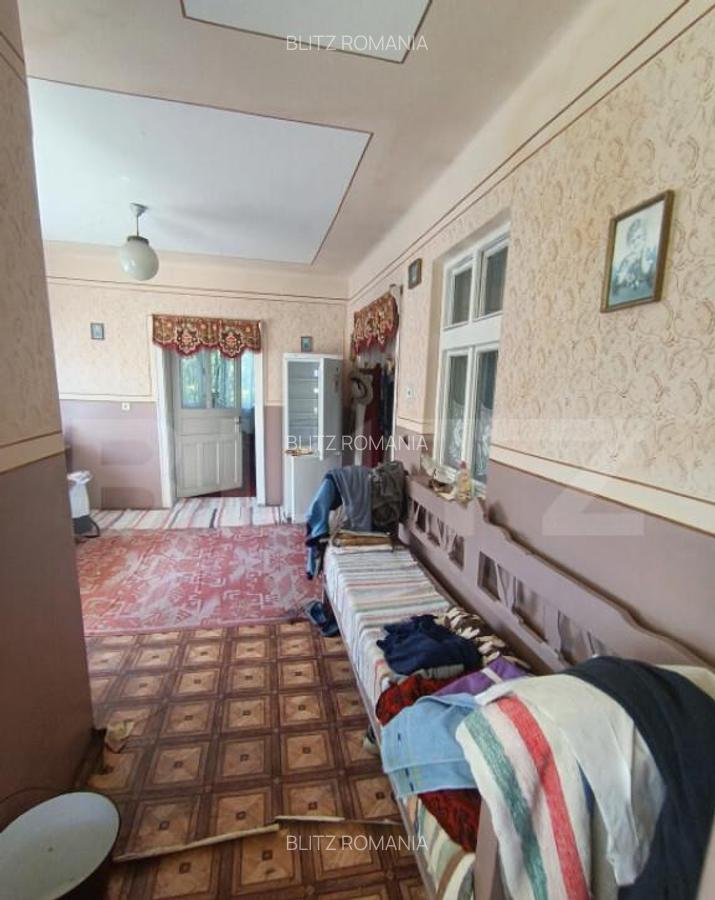 Casa cu 3 camere ?i o bucatarie de vara ?i 1300 mp teren - 11