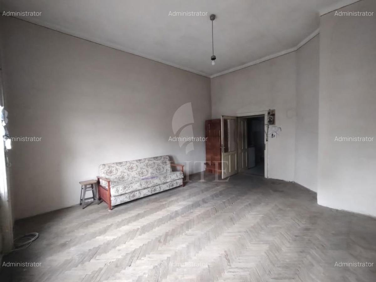 Apartament o camera în zona CAMERA DE COMERT - 3 Apartament o camera în zona CAMERA DE COMERT - 3
