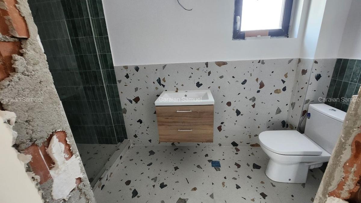Apartament cu 5 camere decomandat în Pantelimon - 5