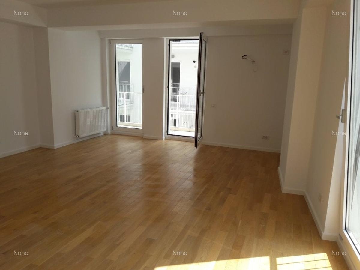 Apartament cu 3 camere decomandat în Ștefan cel Mare - 3