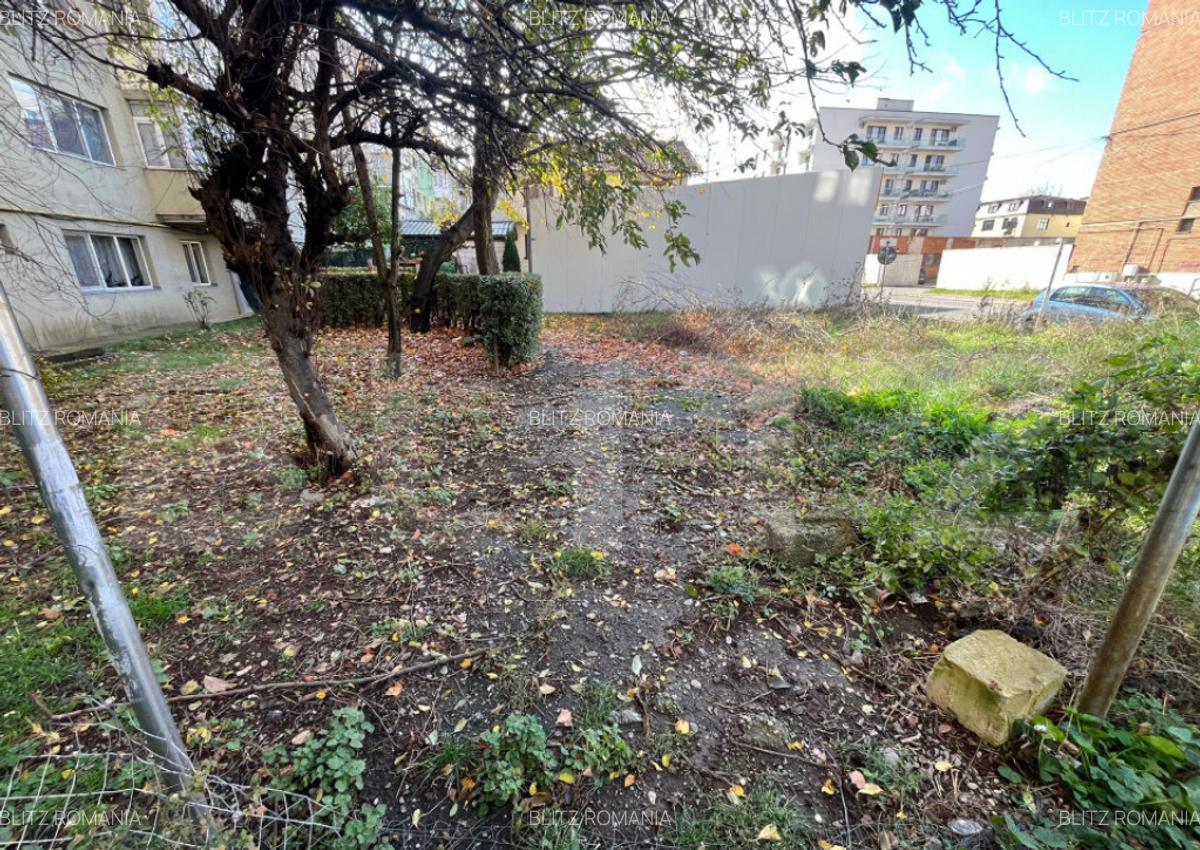 Teren intravilan 375 mp cu hala deschidere 25 m la drum - 2