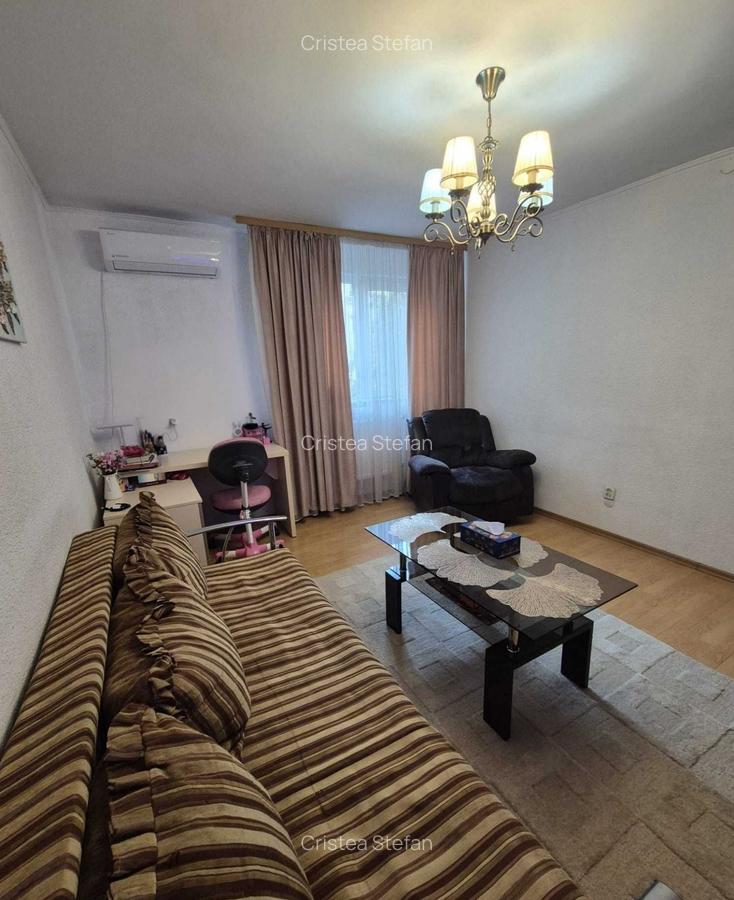 Vanzare apartament 2 camere Auchan Titan 1 Decembrie 1918 - 1