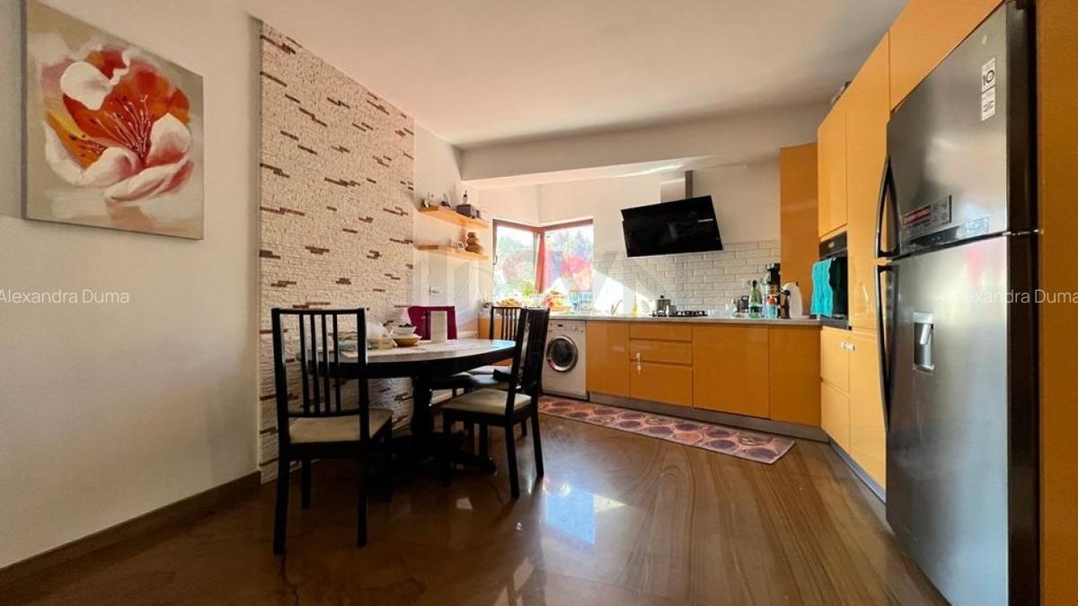 Apartament cu 4 camere decomandat în Băneasa - 6
