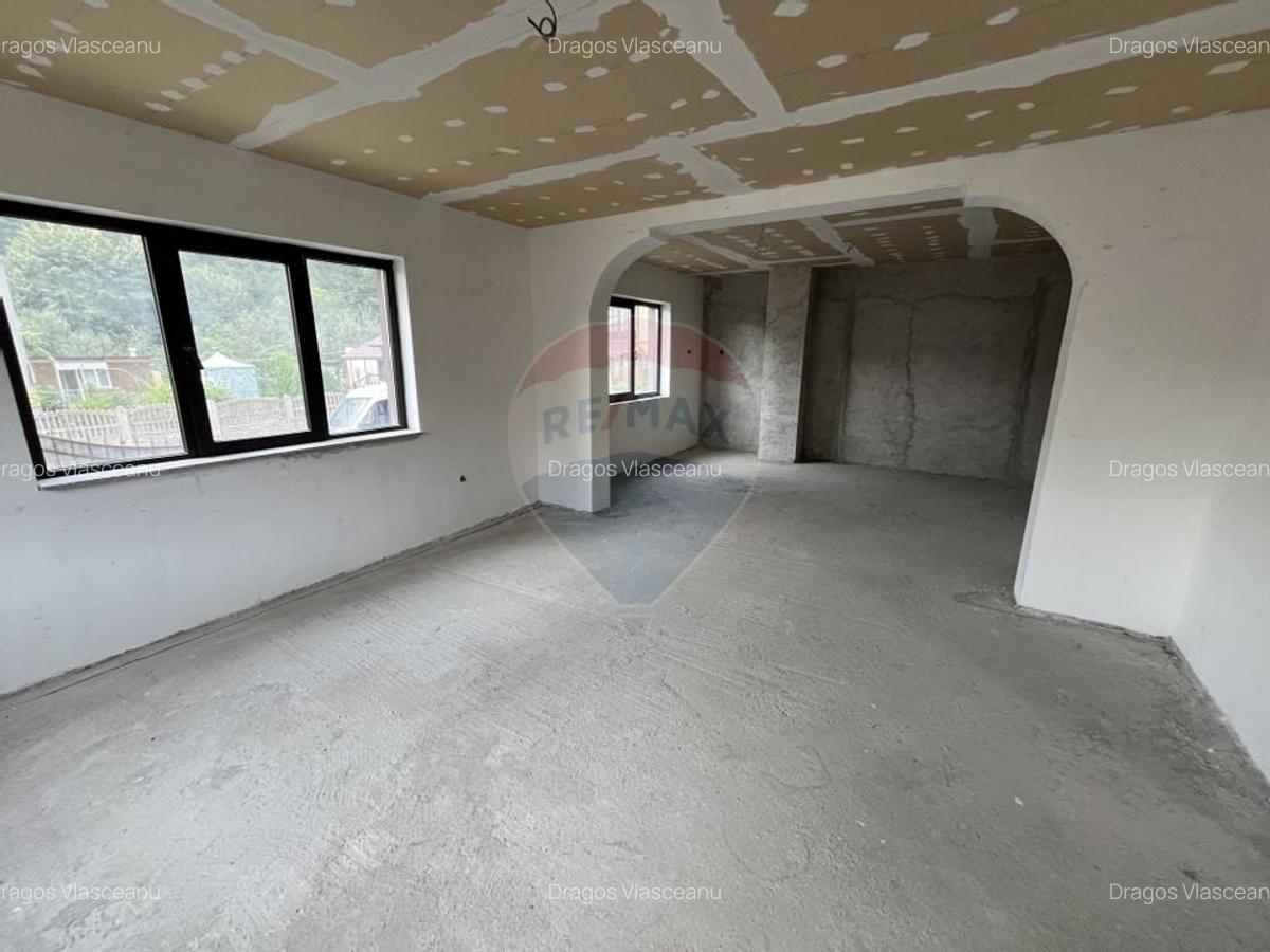 Casa de vanzare in Campulung la pret de apartament. - 8