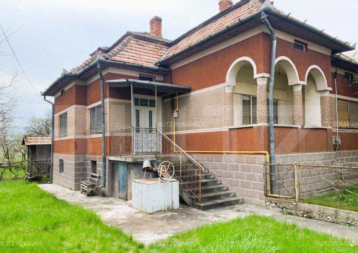 Casa renovabila, teren 4400 mp, Tureni - 4