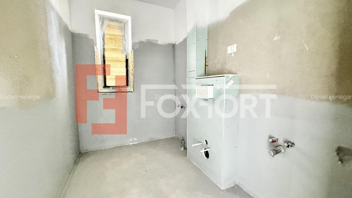 Apartament cu 3 camere decomandat în Giroc - 9
