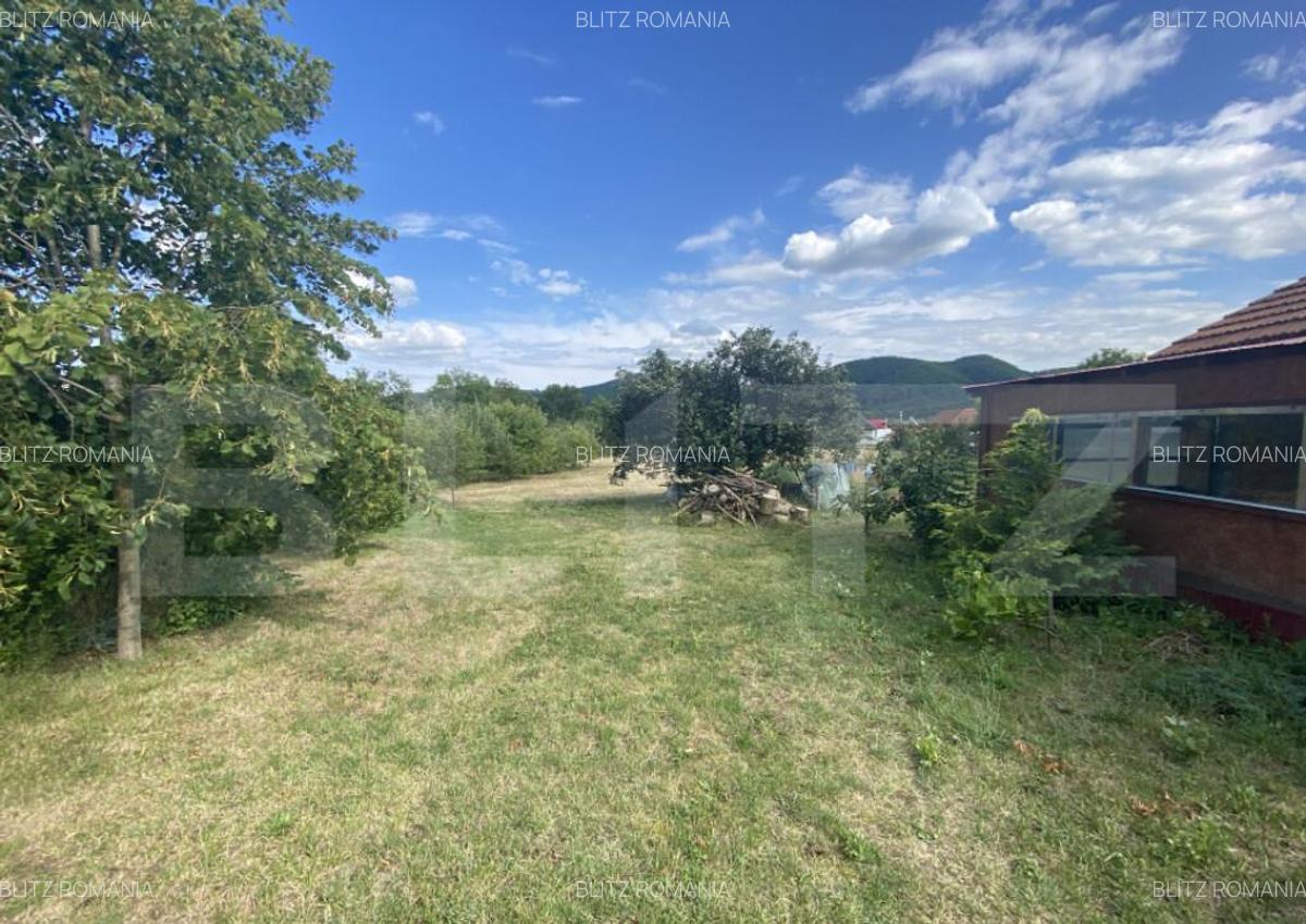 Casa familiala, suprafata de 133 mp, cu gradina de 4700 mp - 3