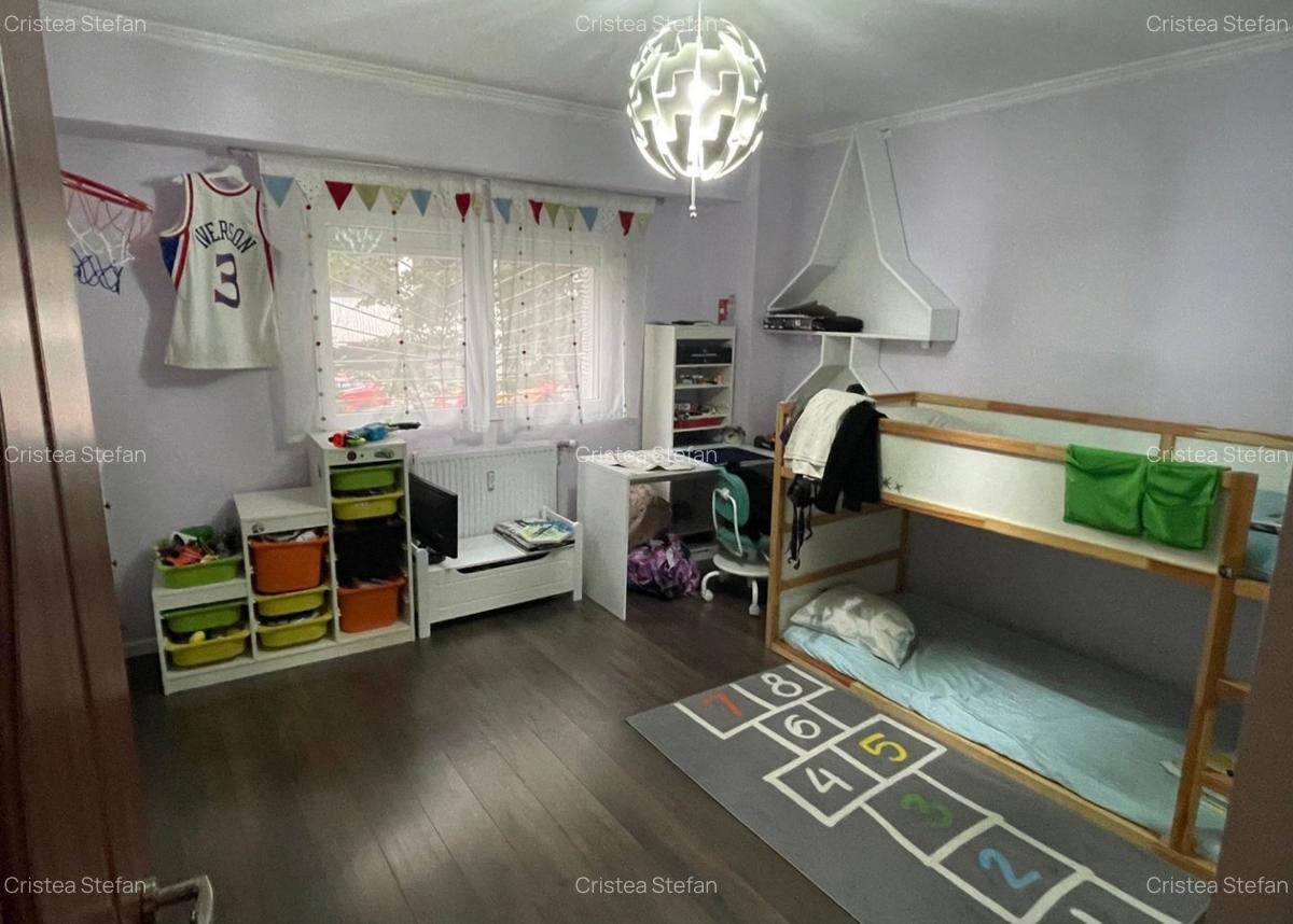 Vanzare apartament 4 camere Aviatiei - 2
