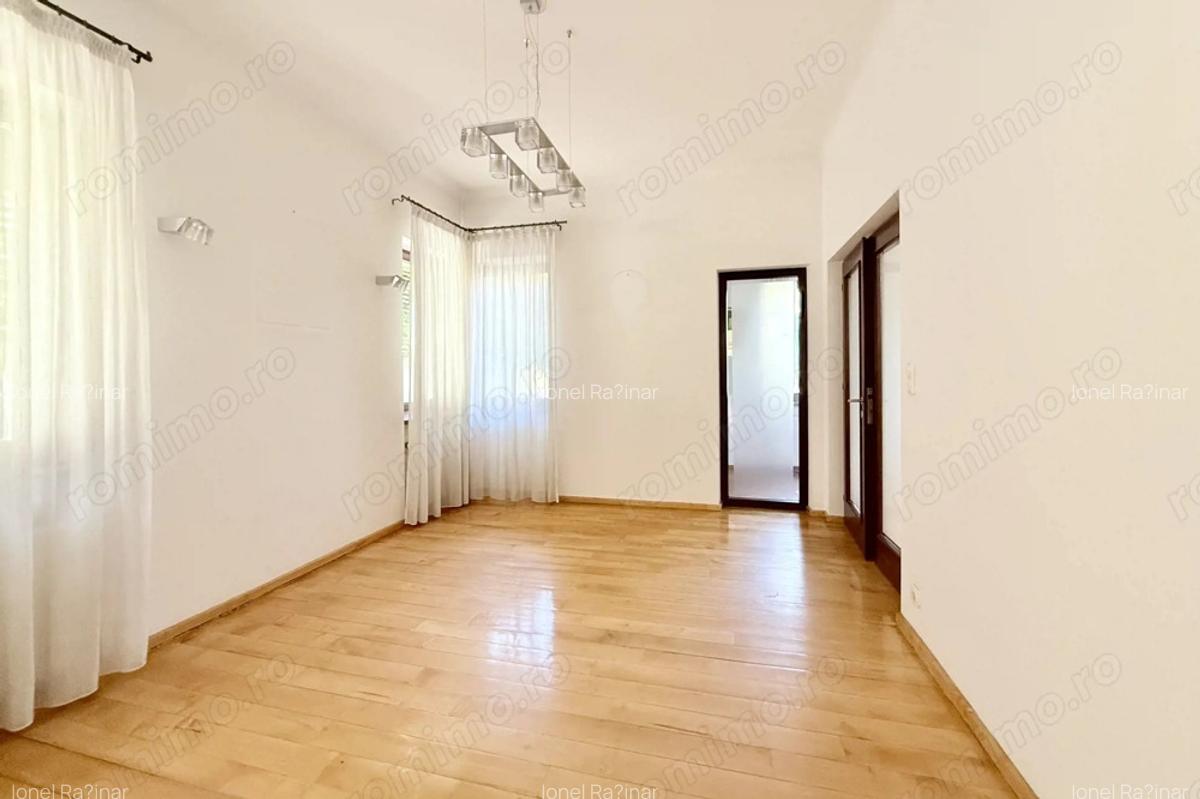 Vila superba | Cotroceni | 8 camere terasa ?i gradina - 7 Vila superba | Cotroceni | 8 camere terasa ?i gradina - 7