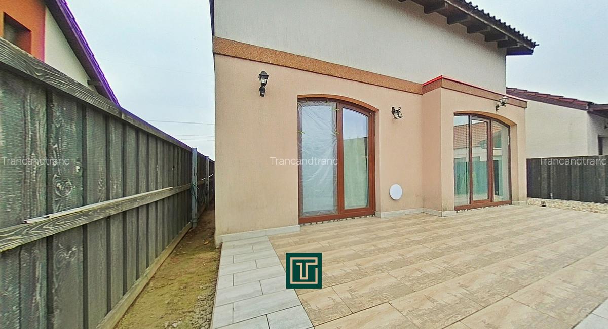 Casă modernă cu 5 camere de vânzare în cartierul Westfield, Arad - 2