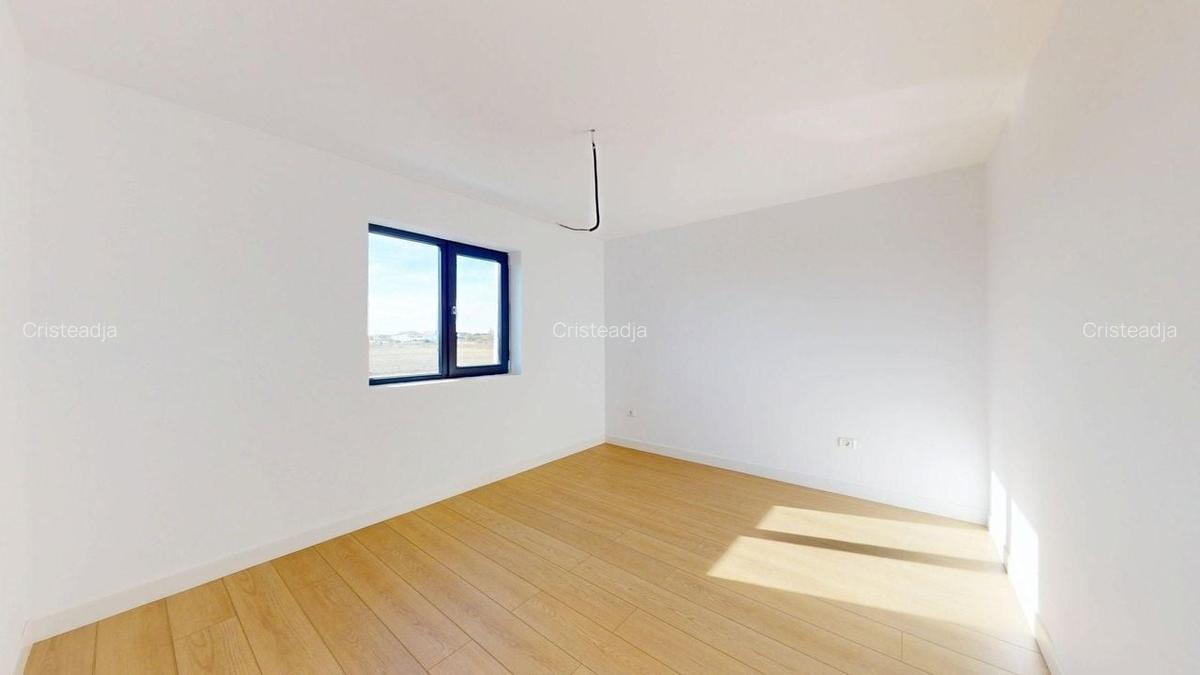 CASA DE LANGA PADURE, Clinceni str. Mierlei 73J - 7