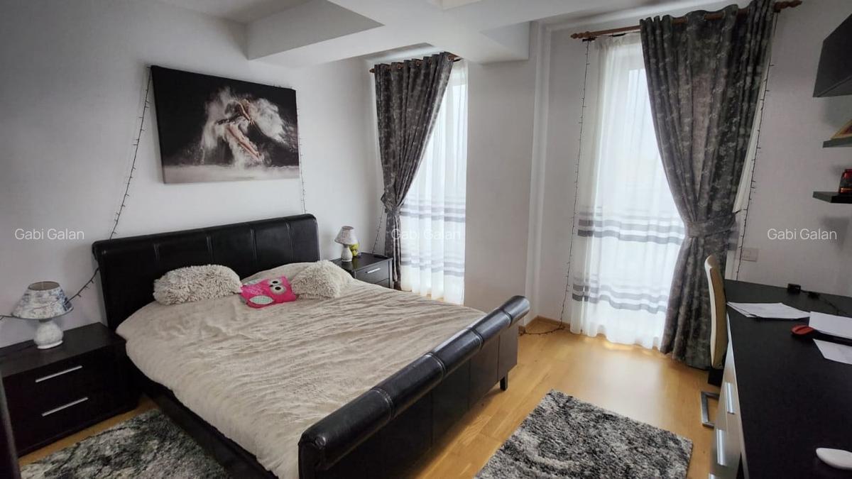 Apartament cu 3 camere decomandat, mobilat în Cetatea - 4
