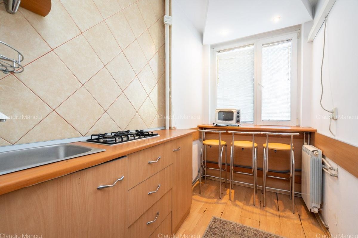 De vanzare - Apartament cochet Metrou Universitate - 5