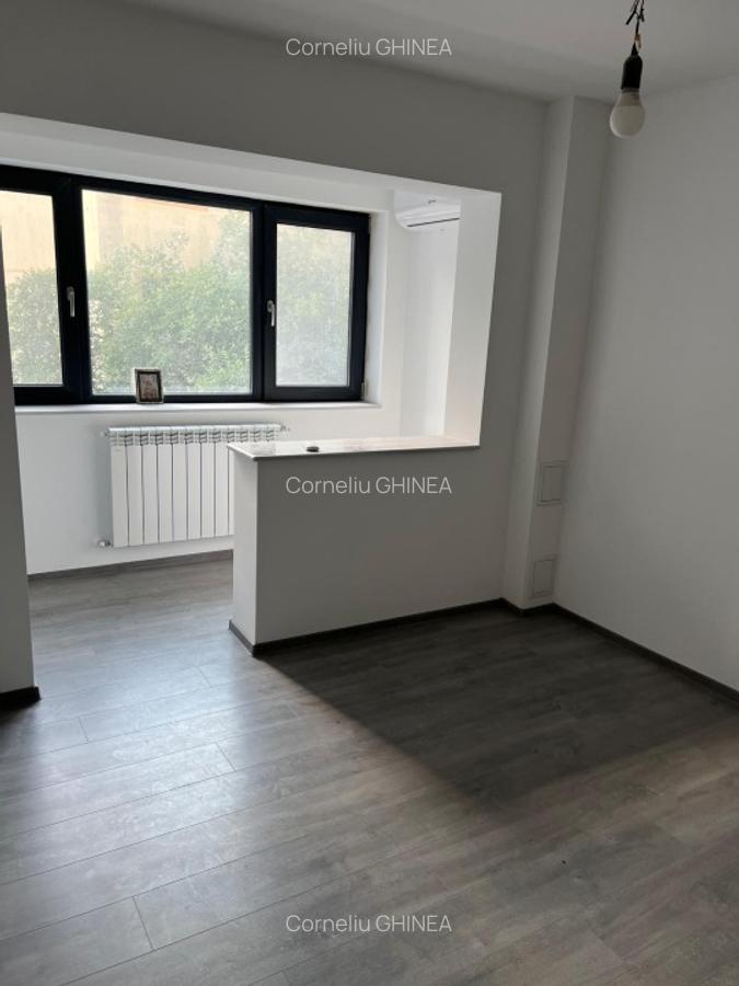 Vand garsoniera complet renovata - 9