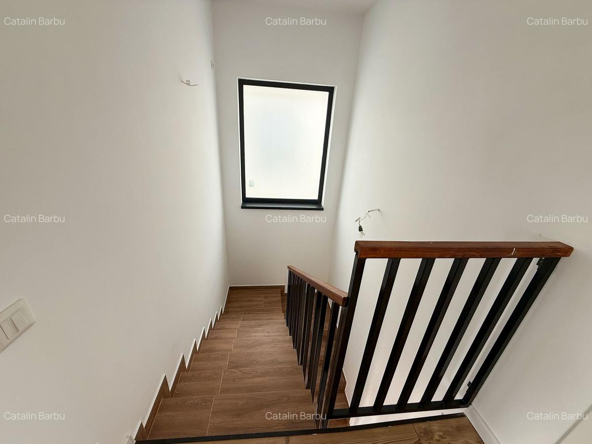 Vila individuala 4 dormitoare 3 bai - 12