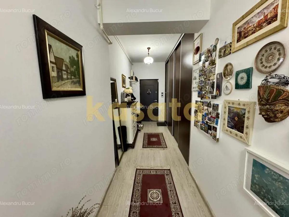 De vanzare apartament cu 3 camere decomandat Sos Chitilei - Colosseum - 3