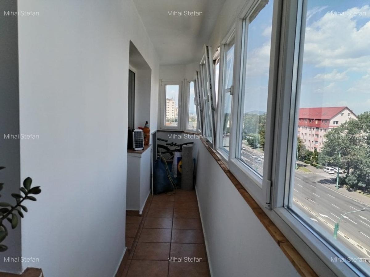 Apartament cu 3 camere decomandat în Aurel Vlaicu - 8