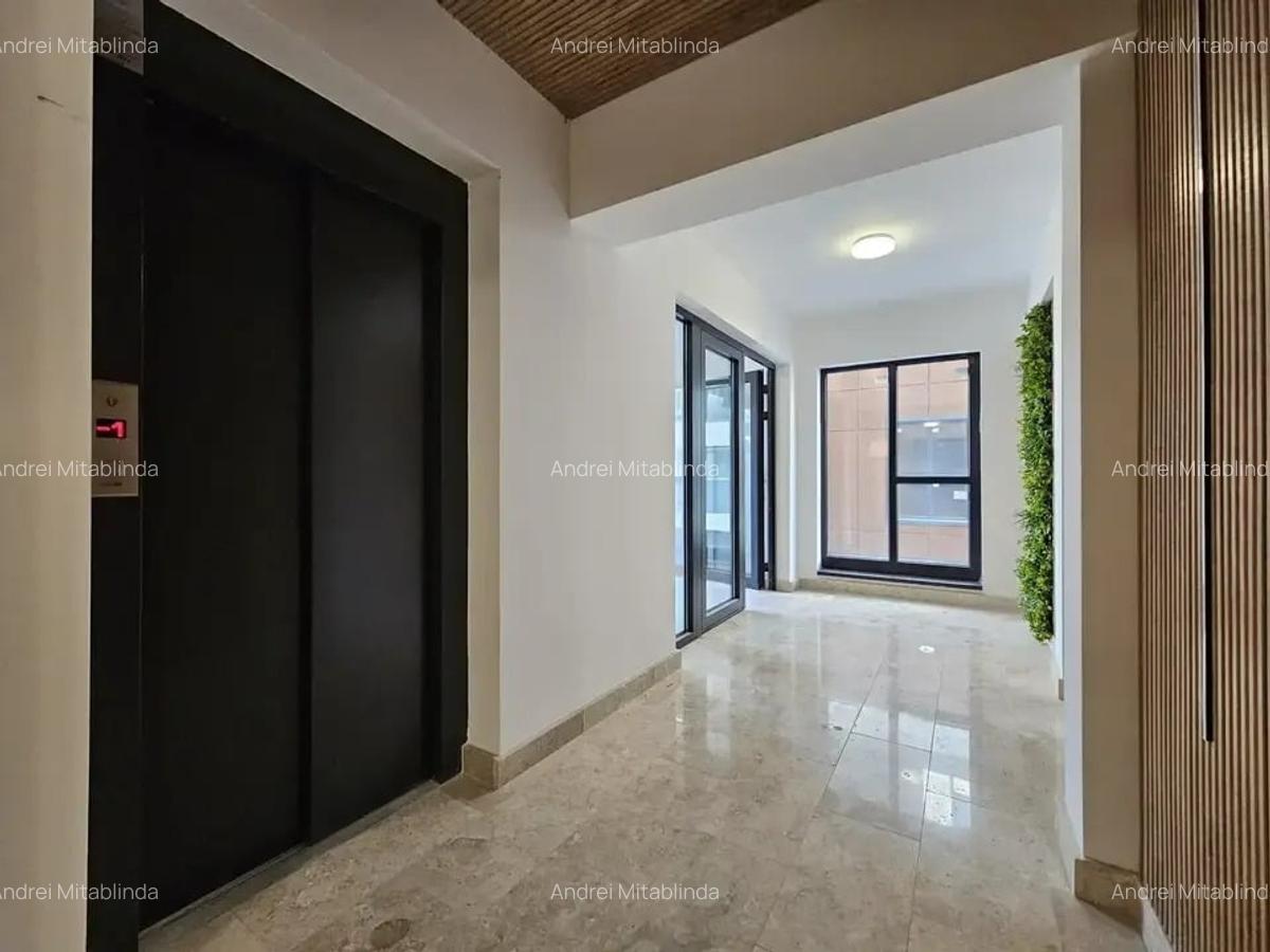 Apartament cu 3 camere decomandat în Titan - 3