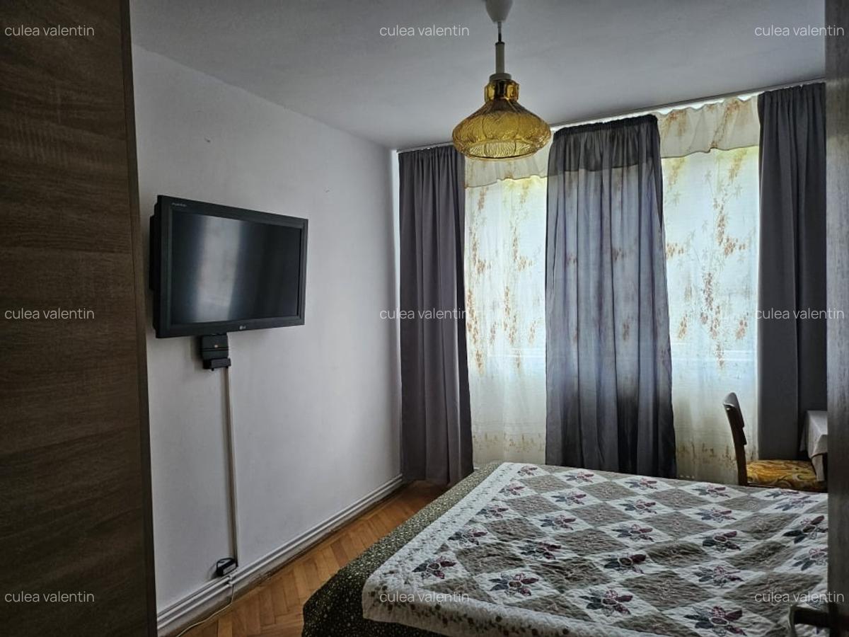 3 camere zona centrala - 9