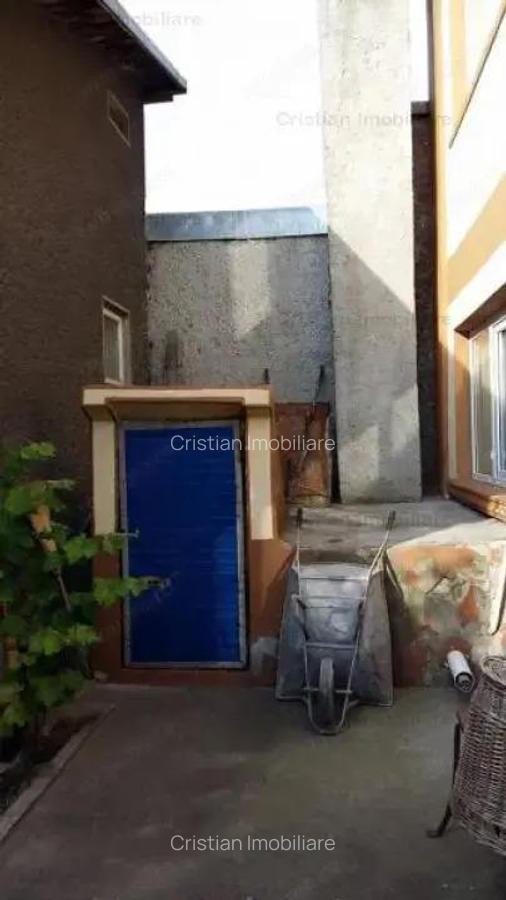 Vila P+1 -2 corpuri pretabila 2 FAMILII zona Centrala(C Galati-Independentei) 216mp construtiiti - 12