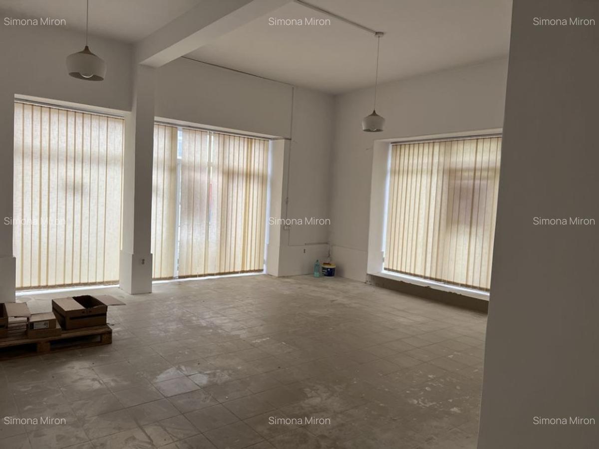 De Vanzare Spatiu Comercial, 63.5 mp, Parcare, Zona Porii - 4