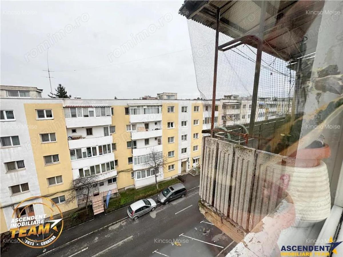 FILM TUR 3D!! Apartament cu 3 camere luminos, loc parcare, zona Lenin, Sfantu Gheorghe - 4