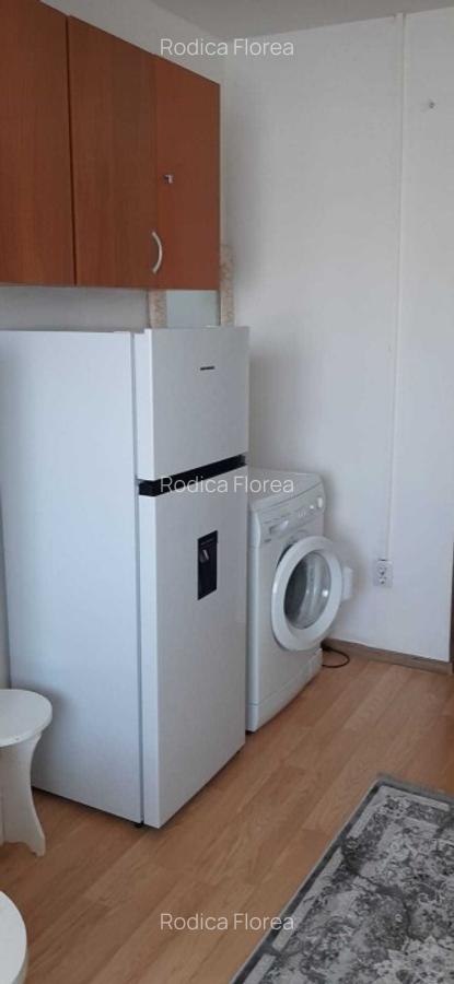 Garsoniera Tractorul - Langa Coresi Mall - 7