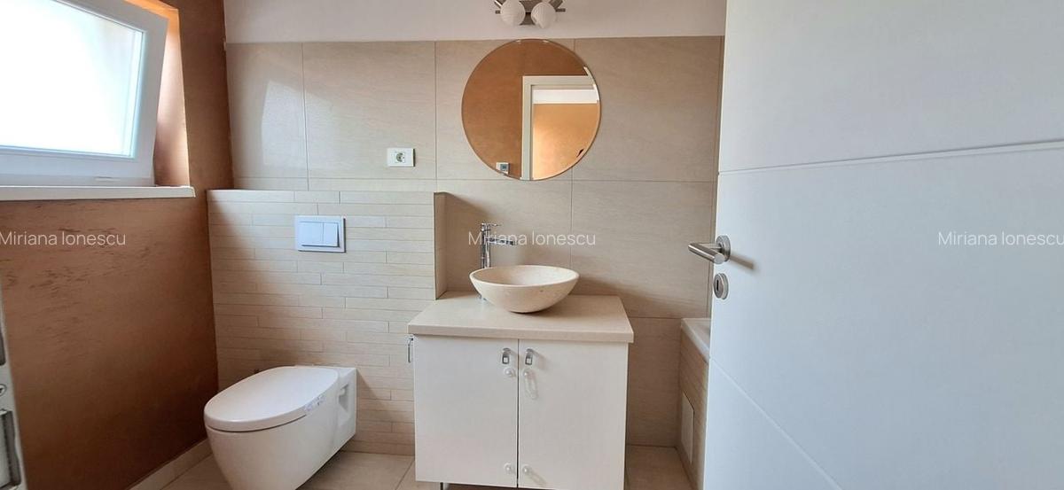 Casă cu 3 camere în Dumbrăvița - 20