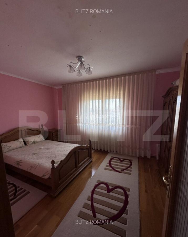 Casa spa?ioasa, 11 camere, 600 mp, teren 1450 mp, zona Li - 9