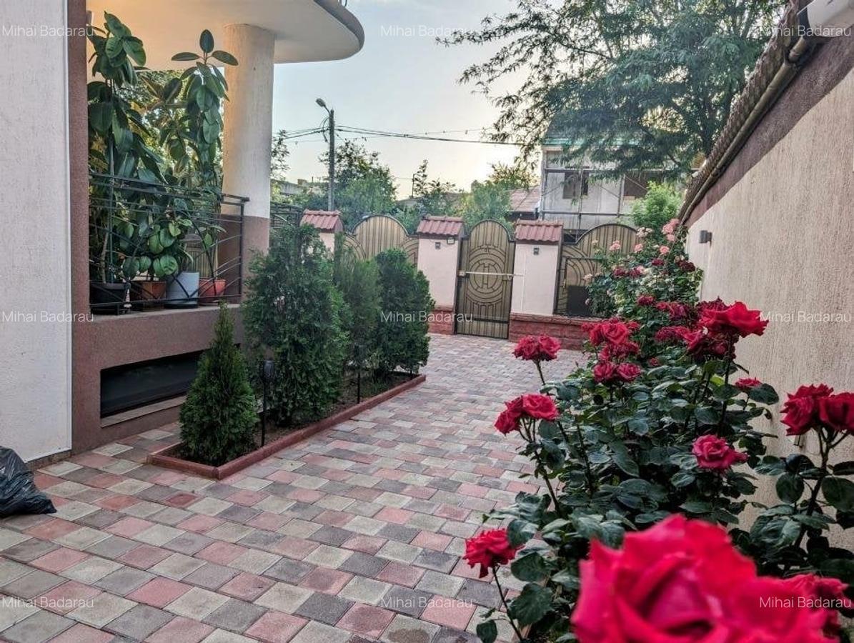 Casă cu 5 camere în Bucureștii Noi - 10