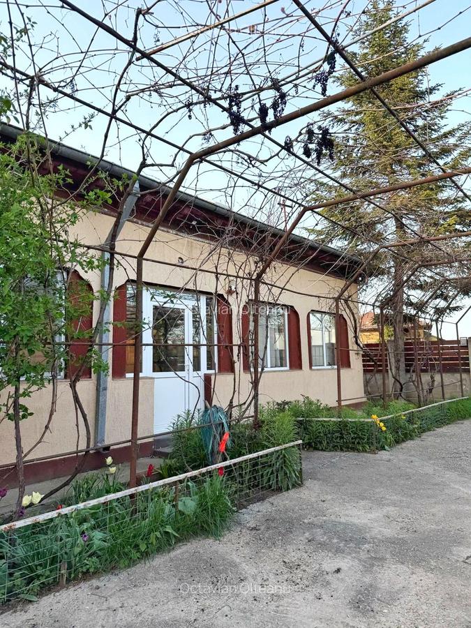 Casa pe parter | 4 camere | Teren 926mp | Asfalt - 2