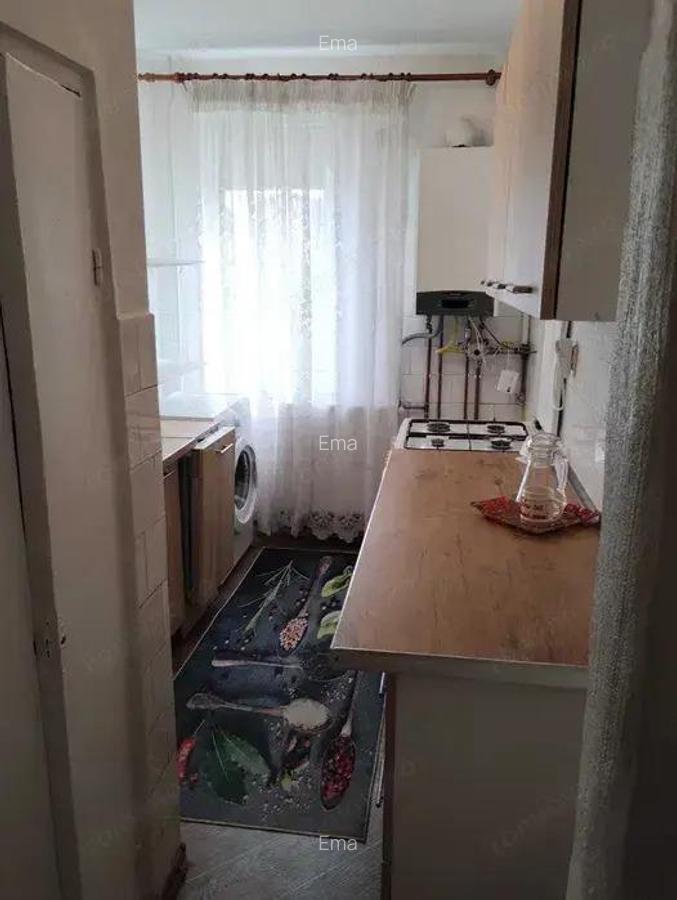 Apartament 3 camere Spitalul Judetean cu balcon spatios - 6
