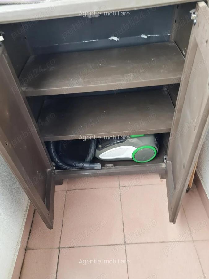 Garsoniera,parcare, Quadra 2, metrou Lujerului sau Petrache Poenaru,Politehnicii, str Fabricii, 26 - 13