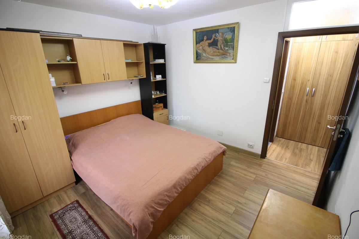 3 Camere etaj 2 ICFrimu imbunatatit - 11