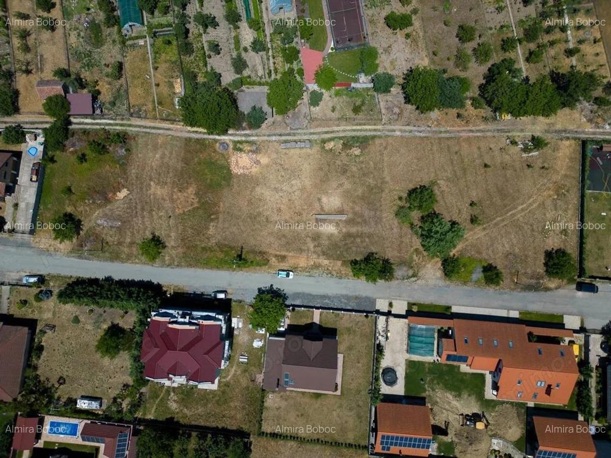 Loc de casa in Sanleani 803 mp - 1