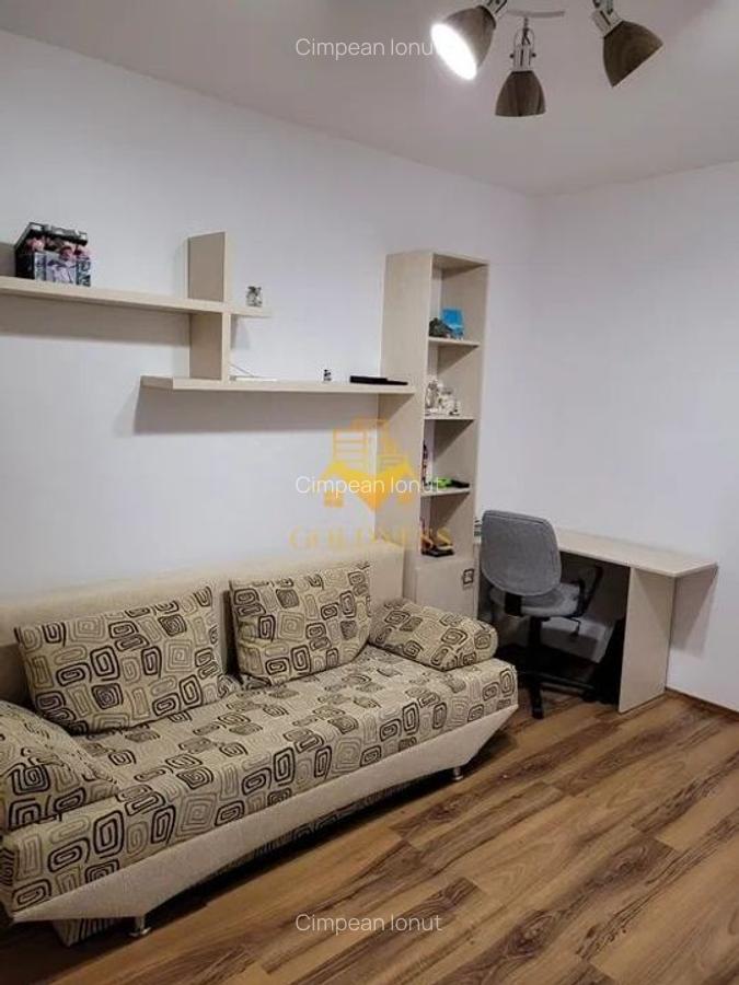 Apartament cu 3 camere semidecomandat, mobilat în Bună Ziua - 4