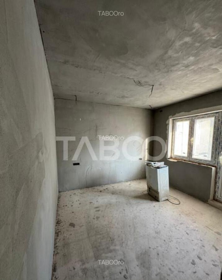 Apartament 3 camere de vanzare decomandat 56mp zona Valea Au - 3