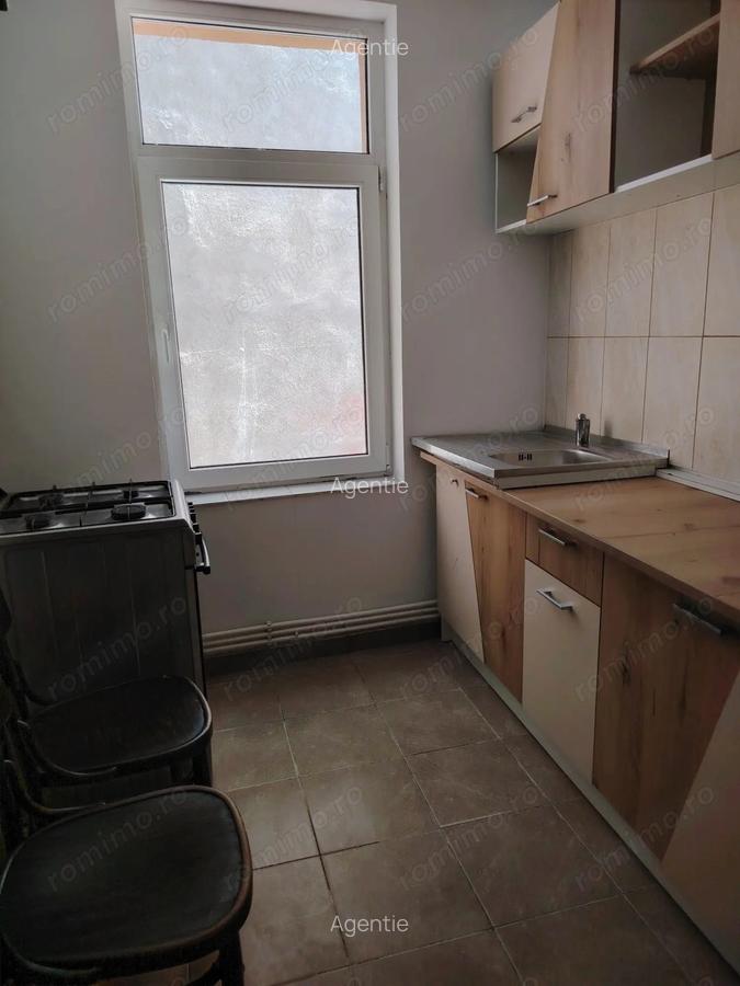 Casa,4 camere, Metrou Tineretului. - 7 Casa,4 camere, Metrou Tineretului. - 7