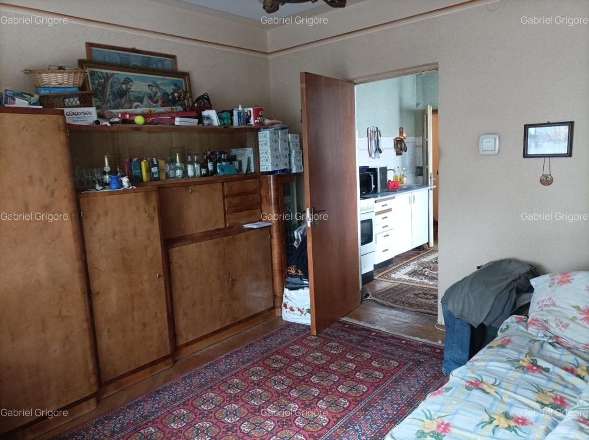 Apatament 4 camere in vila zona Aurel Vlaicu - 11
