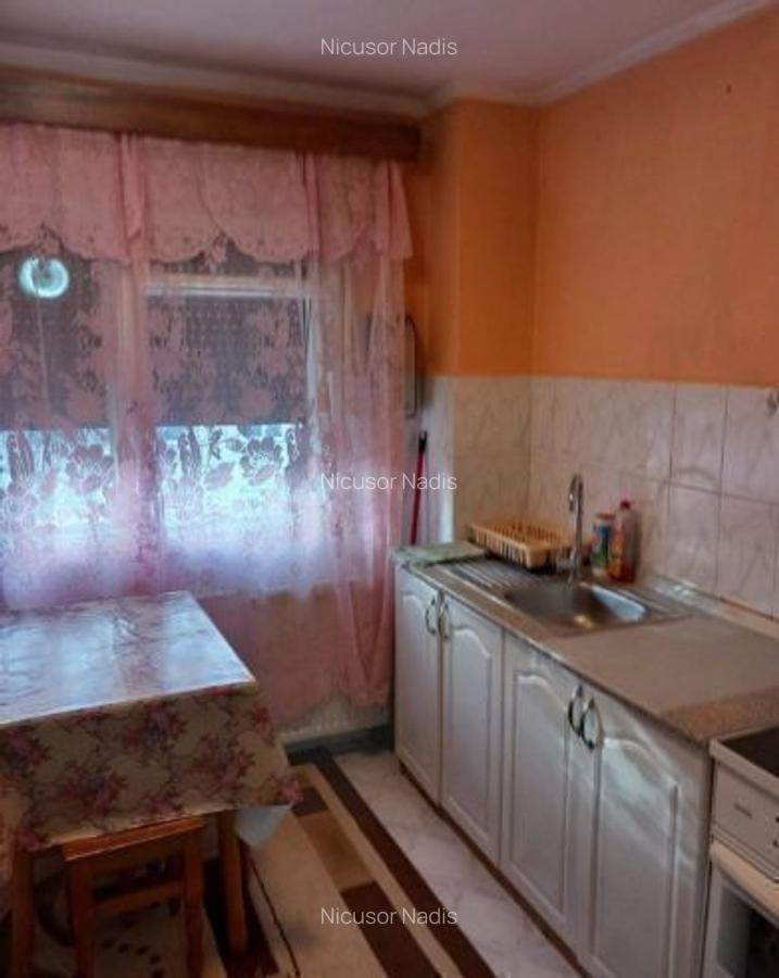 Apartament de vânzare - 6