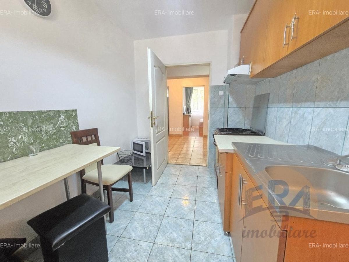 Apartament cu 3 camere decomandat, mobilat în Decebal - 6